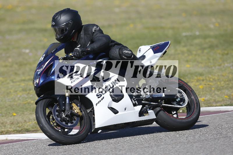 /05 07.04.2026 Cornu Master School ADR/Gruppe gruen/12